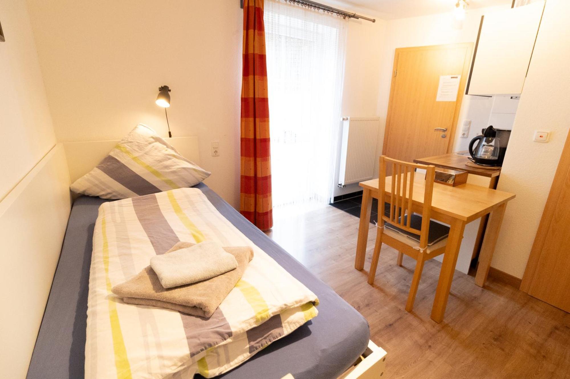 Gaestezimmer Am Alten Kaffee Hof Suderburg Buitenkant foto