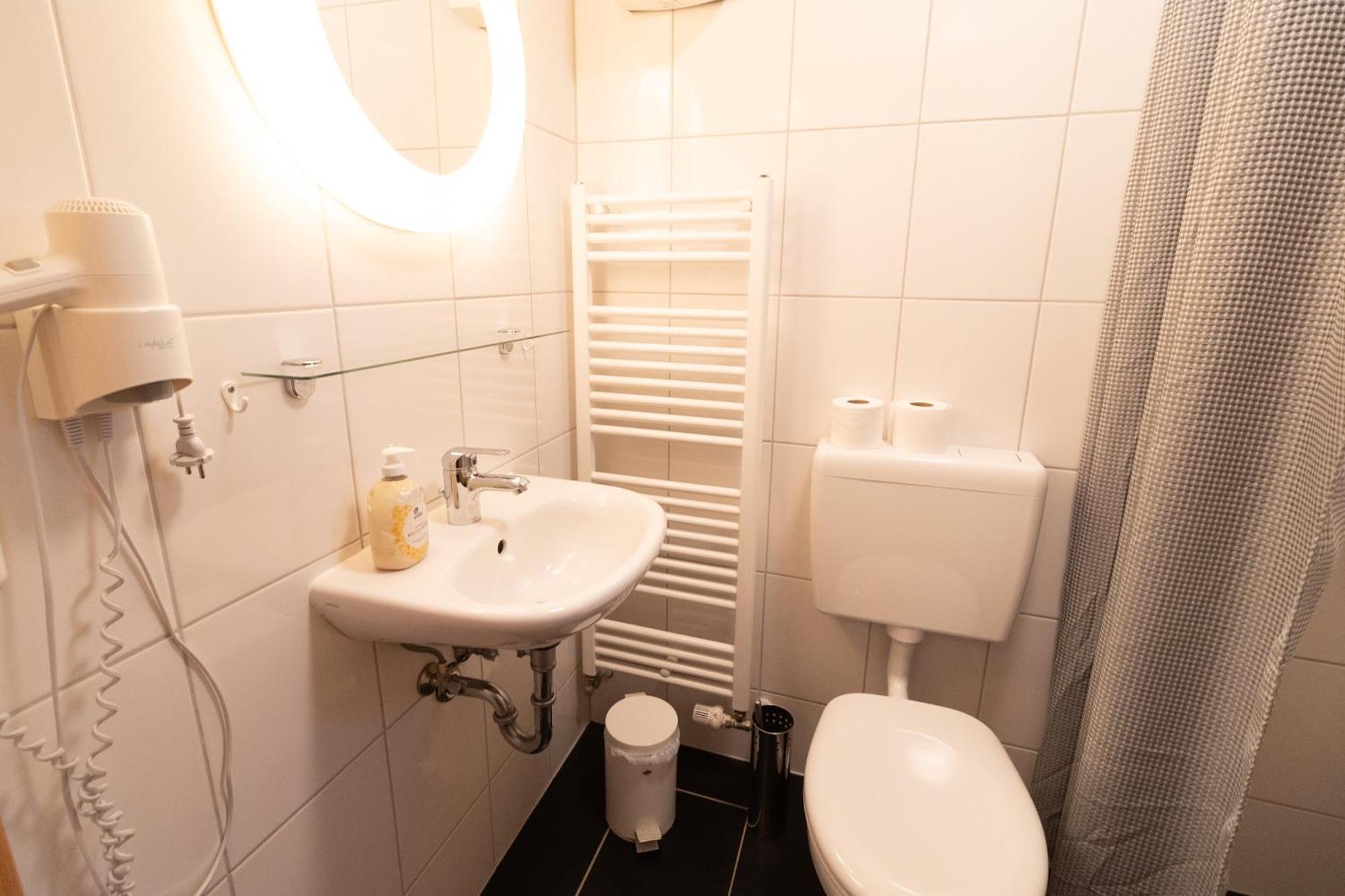 Gaestezimmer Am Alten Kaffee Hof Suderburg Buitenkant foto